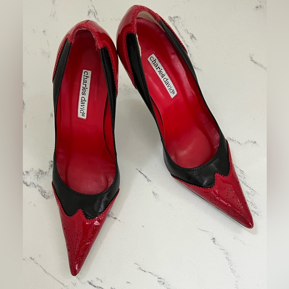 Charles David Spectra Red & Black Pumps, Size 7